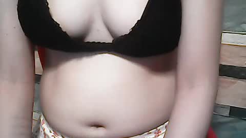 hotfuntasypinay online show from June 14, 6:03 am