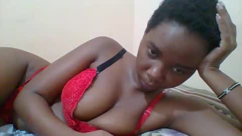 Queen online show from February 15, 4:01 pm