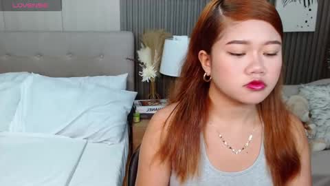 Layla online show from December 22, 8:39 am