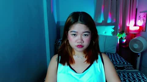 Layla online show from January 27, 11:54 am