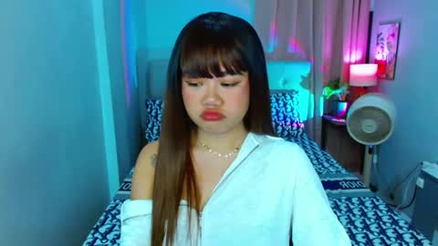 Layla online show from February 16, 12:54 pm