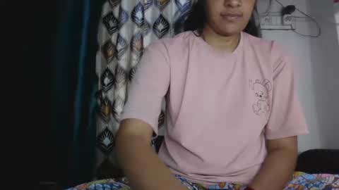 lola online show from February 8, 11:36 am