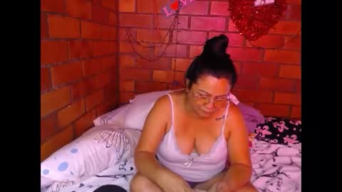 victorya karolyna online show from September 16, 3:31 pm