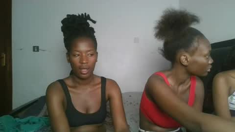 hottie_mistie online show from June 26, 6:25 am