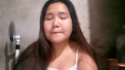 hottiecum27 online show from March 16, 7:29 pm