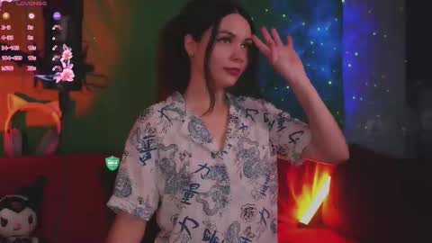 Mia online show from September 24, 5:12 pm