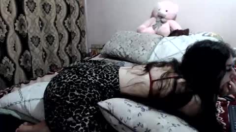 hugeassdevil online show from May 27, 11:40 am