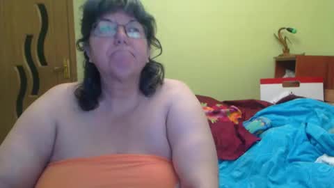 HugeTitsXXX online show from January 20, 12:36 am