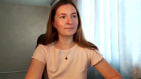 HumpyGrey online show from September 18, 10:03 am