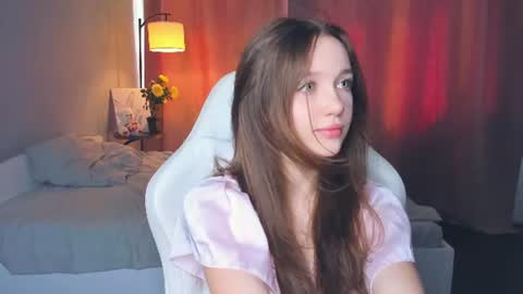 Lily online show from June 28, 7:26 am