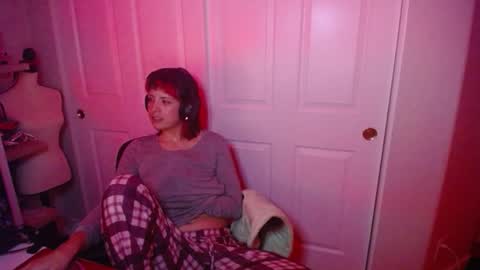 herma online show from February 14, 6:56 am