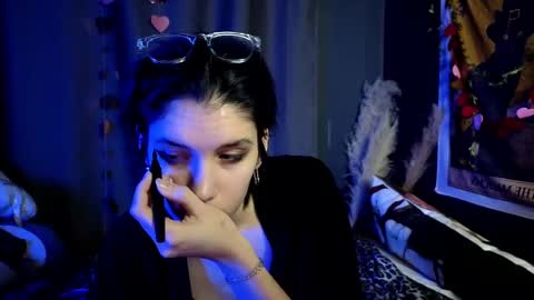 Hyeon Jin online show from February 23, 9:00 pm