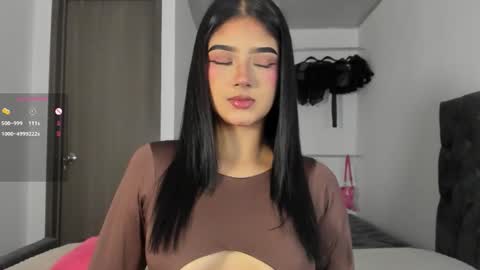    online show from October 9, 8:02 pm