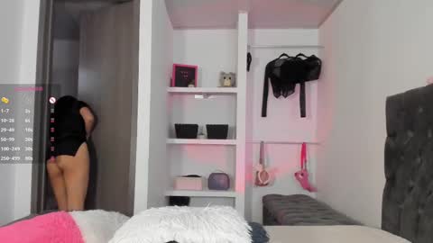    online show from September 18, 7:45 pm