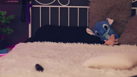 Lila online show from November 25, 4:53 pm