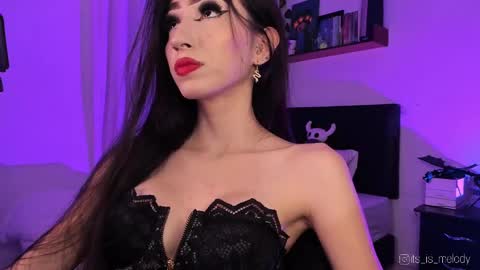 Mel  online show from February 21, 8:17 am