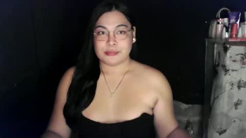 iana online show from May 9, 11:34 am