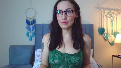 Iberian Moon online show from November 19, 2:28 pm