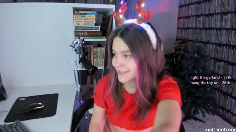 Julia online show from December 21, 10:30 pm