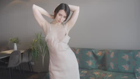 Belle online show from February 1, 12:05 pm