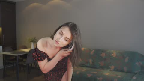 Belle online show from February 2, 12:02 pm