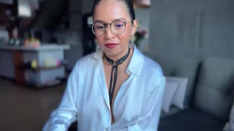 Kloe online show from November 6, 10:26 pm