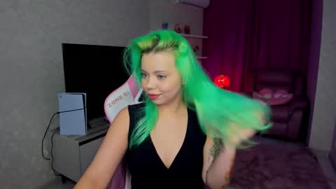 Roxy online show from February 28, 8:08 pm