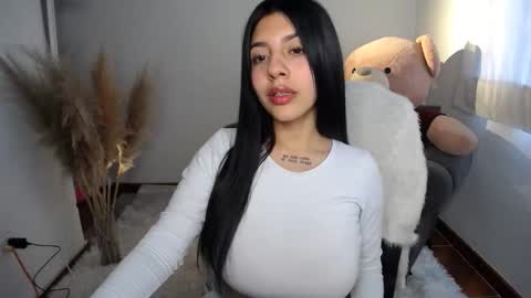 Alyn online show from December 2, 3:36 pm