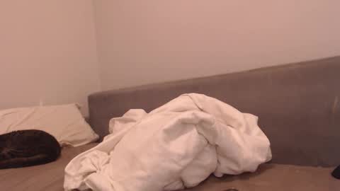 Amariah                          online show from October 19, 8:33 pm