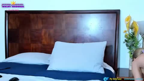 Christine -  online show from December 18, 1:45 pm