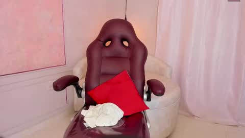 Belinda Mesa  online show from October 3, 6:07 am