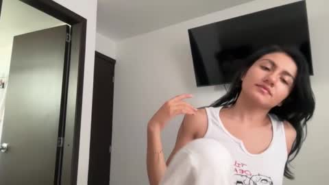 instagram  online show from January 11, 4:46 pm