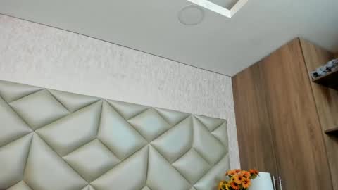  Im Gaia online show from November 16, 1:00 pm