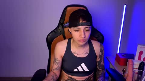 Laia online show from March 4, 6:15 am