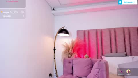 Lilyy  online show from May 31, 3:07 pm