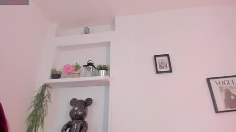 scarlett online show from March 19, 6:34 pm