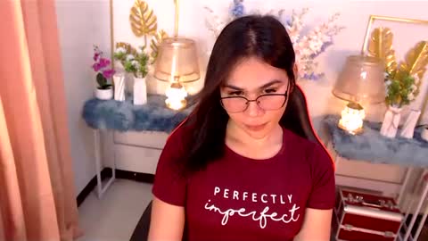 Ashley online show from February 20, 7:41 pm