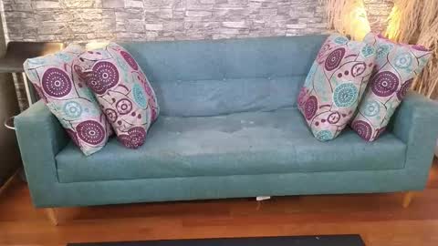 Karen  online show from October 6, 7:18 pm