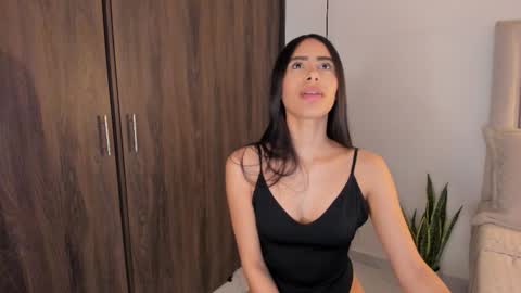 sarah online show from January 15, 10:49 pm