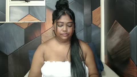 Melz online show from February 4, 7:00 am