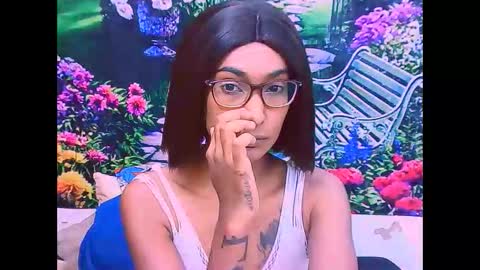 indianrebel4u2luv online show from January 6, 5:22 am