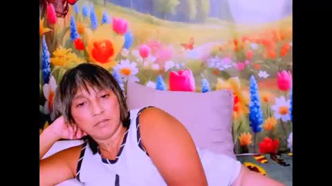 indianroxy27 online show from February 7, 2:37 am