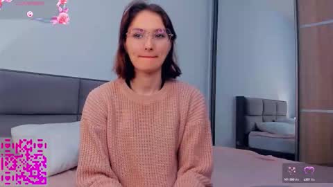 Kira online show from October 13, 4:04 am