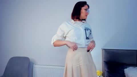 Kira online show from October 23, 4:18 am