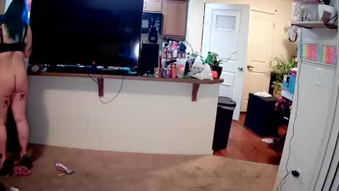 InfamousLibby  Linktree  online show from February 28, 9:31 am