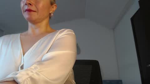            online show from January 14, 11:42 am