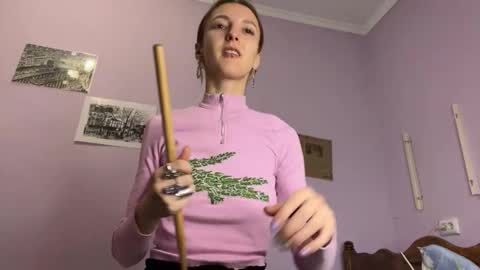 ingridmayer online show from February 5, 8:01 pm