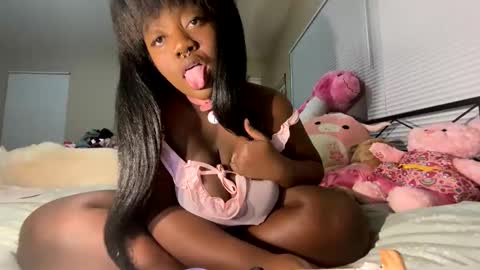 Lola online show from January 6, 2:48 am