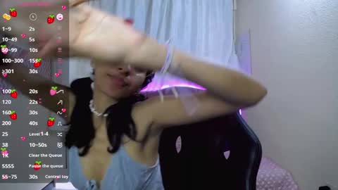 Luna moon online show from December 9, 1:45 pm