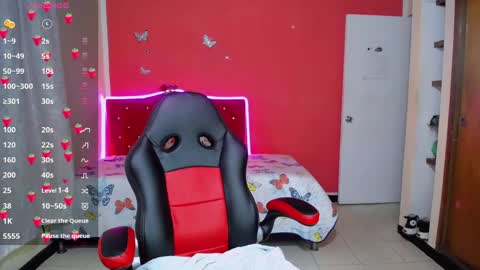 Luna moon online show from March 6, 7:47 am